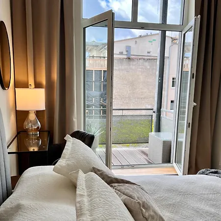 Zuhause Am Mit Sonnenbalkon In Strand- Und Altstadtnaehe Rostock