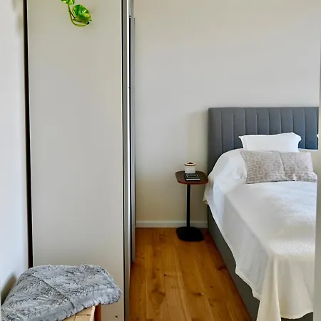 Zuhause Am Mit Sonnenbalkon In Strand- Und Altstadtnaehe Apartment